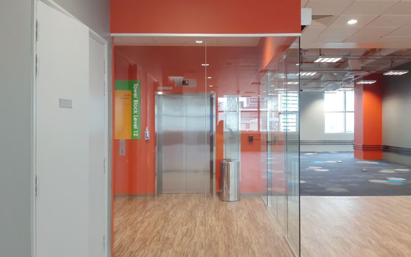 Automatic Sliding Door for Arts School Level Entrance