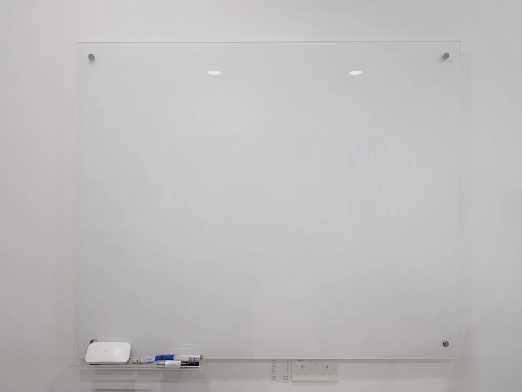 Crystal White Glass Whiteboard